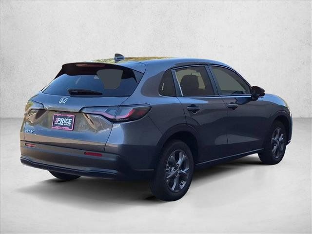 Certified 2027 Honda HR-V LX image 5
