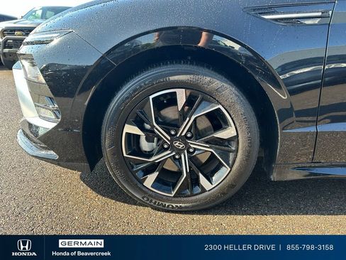 Used 2025 Hyundai Sonata SEL FWD image 12