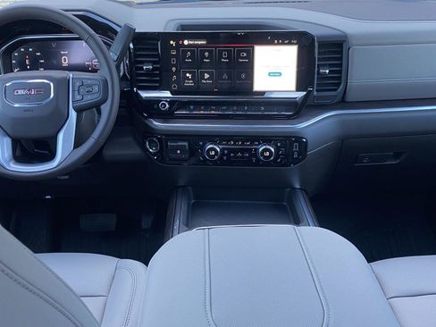 New 2026 GMC Sierra 2500 SLT image 17