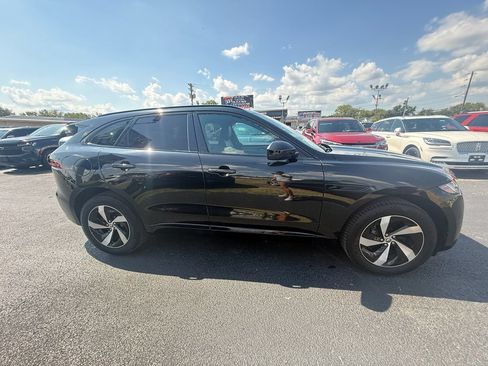 Used 2025 Jaguar F-PACE R-Dynamic S AWD/4WD image 2