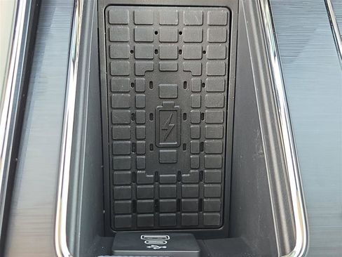 New 2025 Lincoln Aviator Reserve w/ Luxury Package image 26