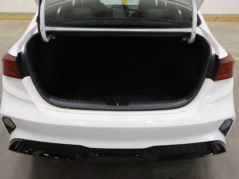 Used 2023 Kia Forte GT-Line w/ GT-Line Technology Package image 13