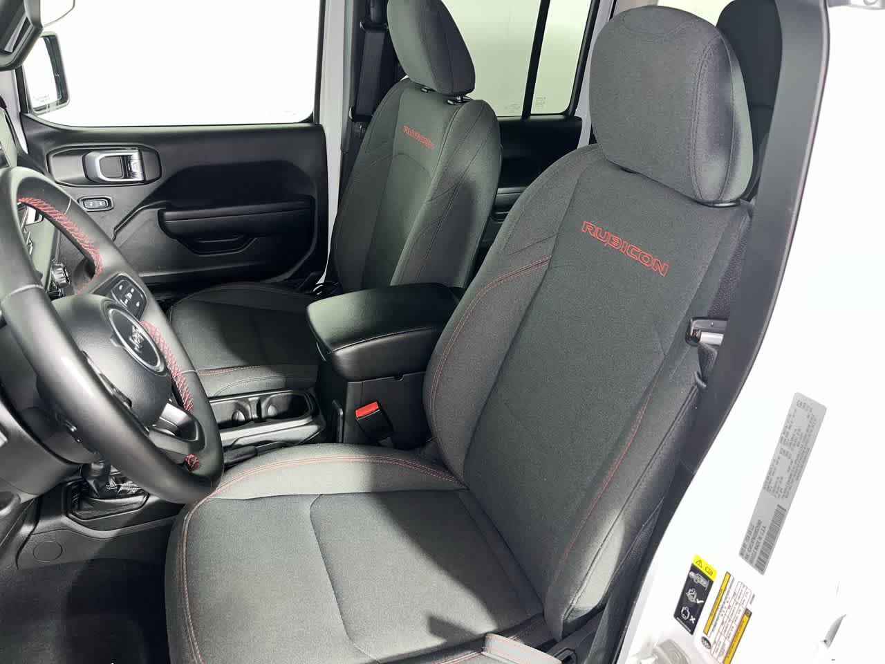 Used 2025 Jeep Wrangler Unlimited Rubicon AWD/4WD image 15