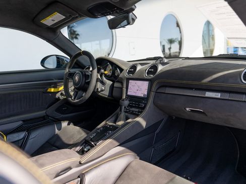 Certified 2023 Porsche 718 Cayman GT4 RS image 20