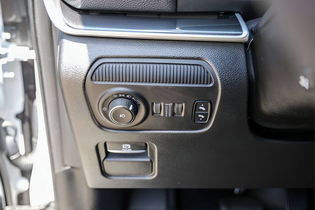 Used 2022 Jeep Wagoneer Series I w/ Convenience Group I RWD image 15