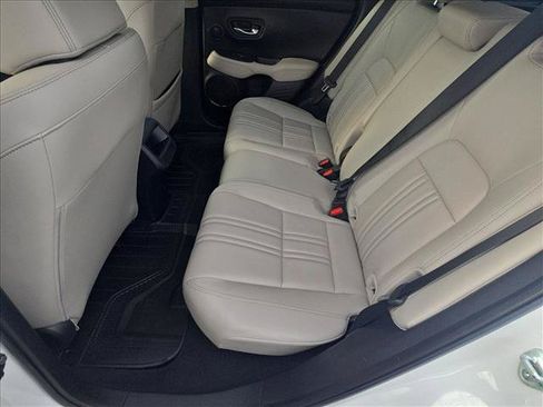 Used 2024 Honda HR-V EX-L image 18