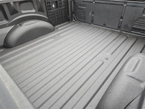 Certified 2022 Ford F150 Raptor w/ Equipment Group 801A High image 6