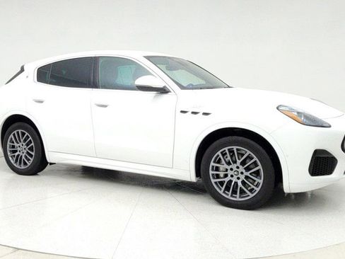 Used 2024 Maserati Grecale GT image 3