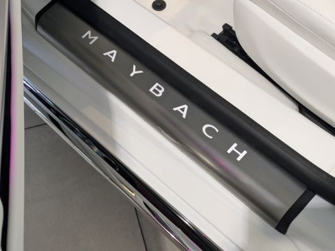 New 2026 Mercedes-Benz Maybach SL 680 image 14