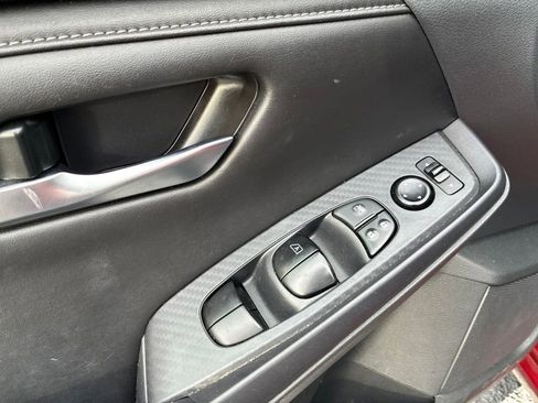 Used 2024 Nissan Sentra SV FWD image 13