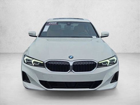 Used 2025 BMW 330i Sedan RWD image 2