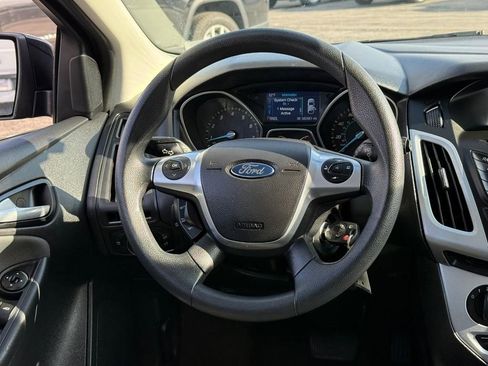 Used 2014 Ford Focus SE w/ SE Winter Package image 12