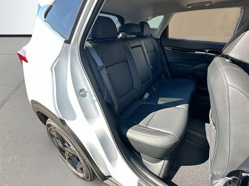 New 2026 Kia Seltos EX FWD image 27