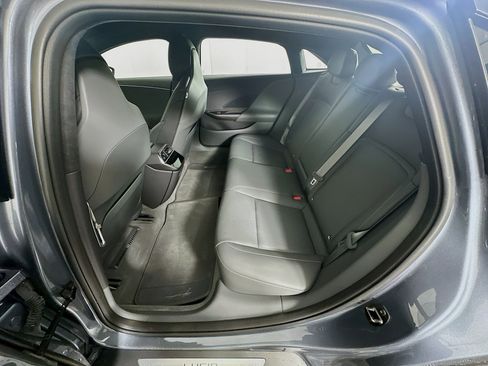 Used 2024 Lucid Air Pure RWD image 28