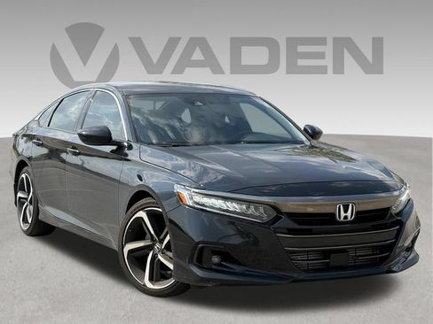Used 2022 Honda Accord Sport image 3