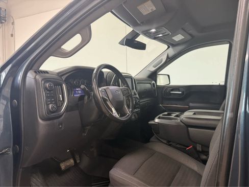 Used 2020 Chevrolet Silverado 1500 LT Trail Boss AWD/4WD image 14