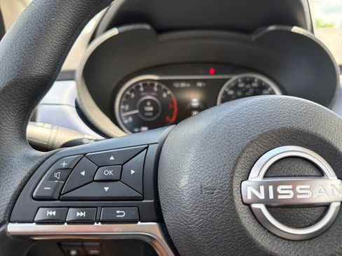 Used 2024 Nissan Versa SV w/ Trunk Package FWD image 16