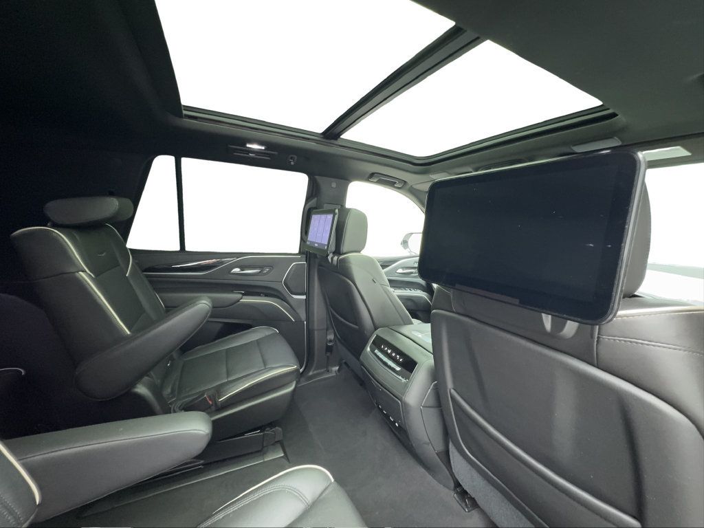 Used 2021 Cadillac Escalade Sport w/ Driver Assist Tech Package AWD/4WD image 27