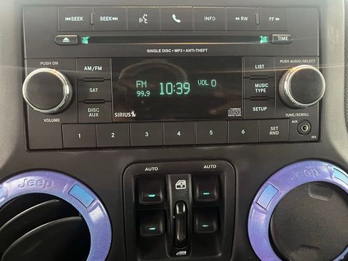 Used 2017 Jeep Wrangler Unlimited Sport w/ Quick Order Package 23S image 16