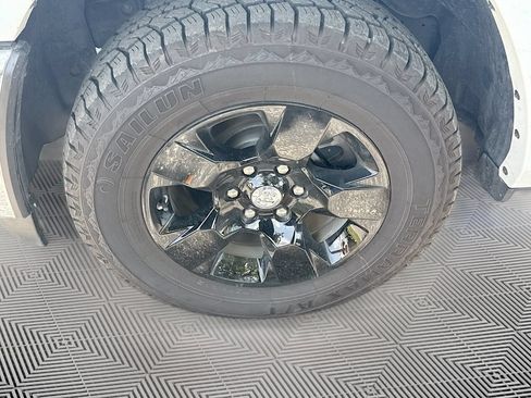 Used 2025 RAM 1500 Big Horn AWD/4WD image 31