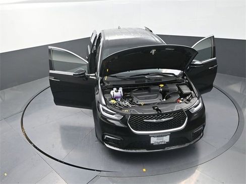 New 2026 Chrysler Pacifica Select image 26