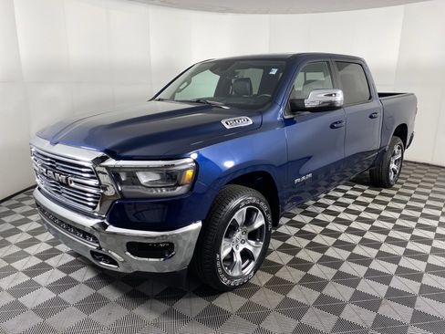 Used 2023 RAM 1500 Laramie AWD/4WD image 11