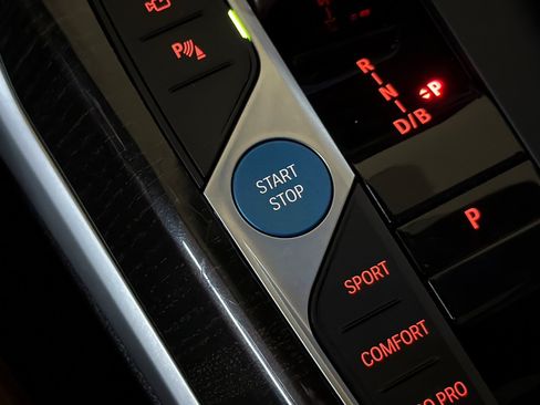 Certified 2023 BMW i4 eDrive40 w/ Premium Package RWD image 16