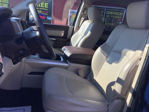 Used 2017 RAM 1500 Laramie w/ Convenience Group image 15