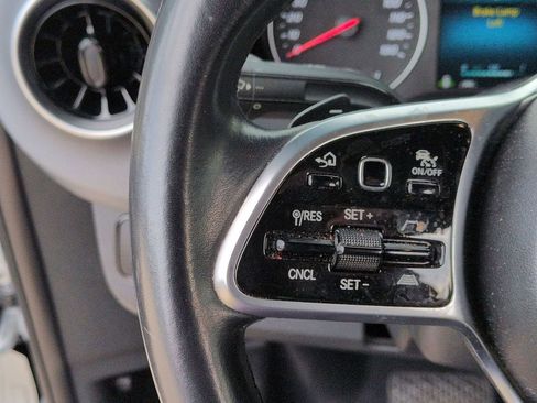 Used 2019 Mercedes-Benz Sprinter 2500 image 12