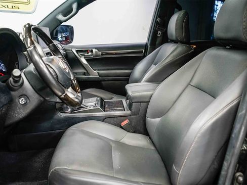 Used 2023 Lexus GX 460 Premium image 17