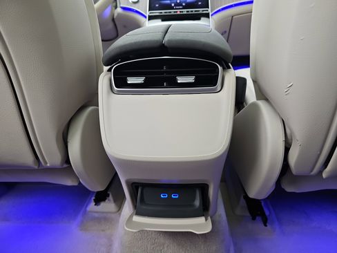 Certified 2023 Mercedes-Benz EQS 450+ 4MATIC SUV image 28