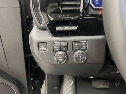 New 2026 Chevrolet Silverado 2500 ZR2 w/ LPO, Dark Essentials Package AWD/4WD image 13