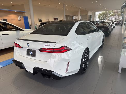 New 2026 BMW M5 AWD/4WD image 5