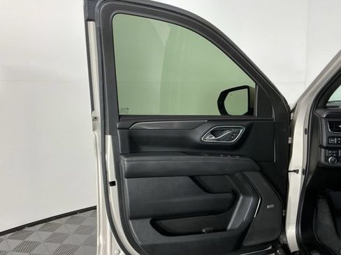 Used 2023 Chevrolet Tahoe RST w/ Luxury Package AWD/4WD image 12