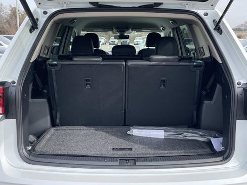 New 2026 Volkswagen Atlas SE FWD image 10