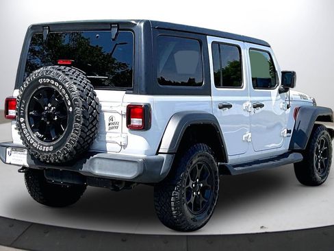 Used 2022 Jeep Wrangler Unlimited Sport AWD/4WD image 9