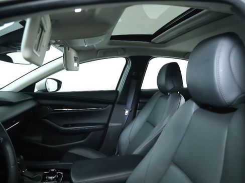 Used 2025 MAZDA MAZDA3 s image 23