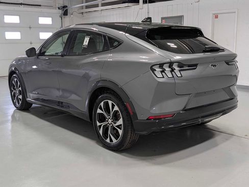 Used 2021 Ford Mustang Mach-E Premium image 10