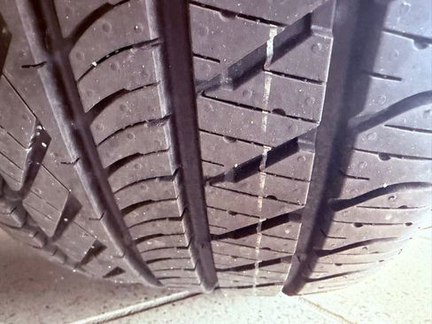 Certified 2024 Lexus ES 350 w/ Premium Package image 16