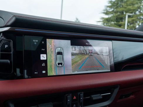 Certified 2025 Porsche Macan 4S Electric image 29