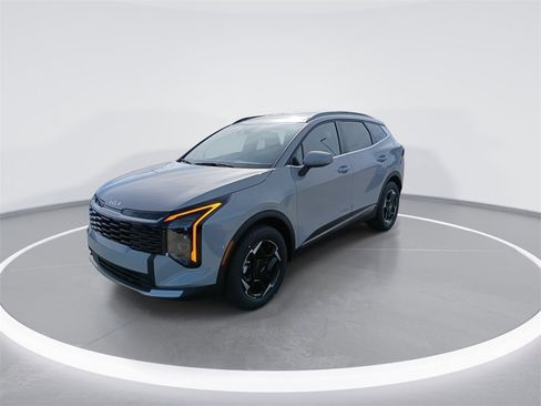 New 2026 Kia Sportage EX w/ EX Panoramic Sunroof Package image 4