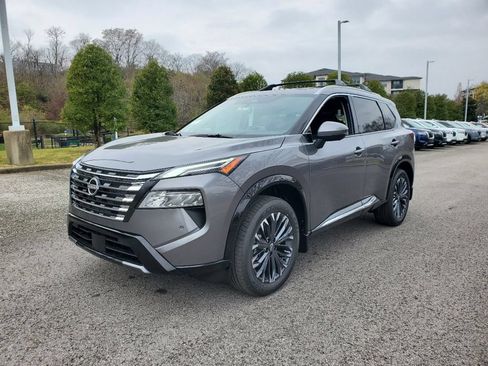 New 2026 Nissan Rogue Platinum w/ Platinum Premium Package AWD/4WD image 2