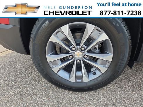 New 2026 Chevrolet Equinox LT w/ Convenience Package II image 9