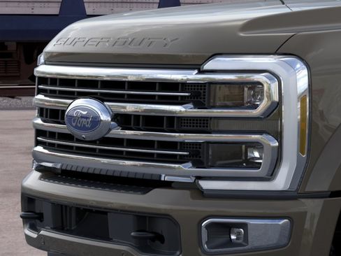 New 2026 Ford F450 Platinum w/ Platinum Plus Package AWD/4WD image 17