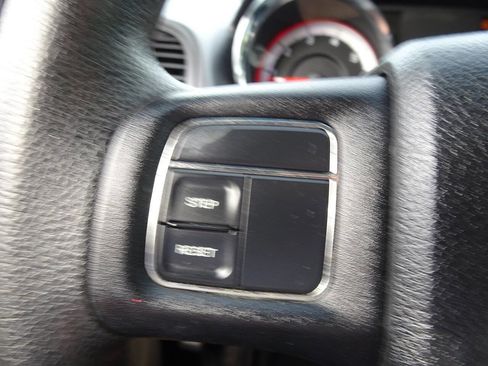 Used 2011 Dodge Grand Caravan Express image 29