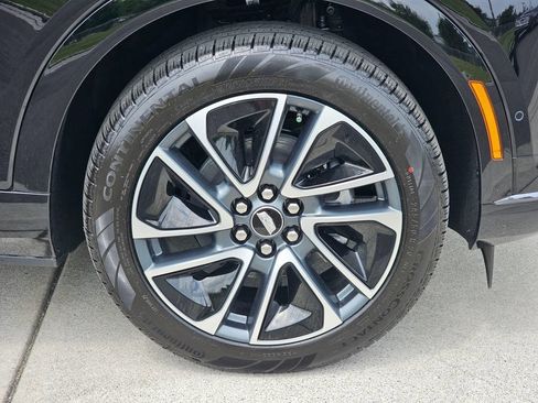 New 2026 Cadillac Optiq Sport 1 AWD/4WD image 9