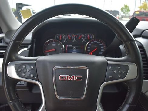 Used 2015 GMC Yukon SLT AWD/4WD image 32