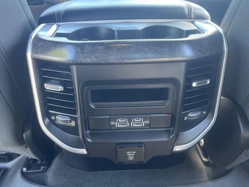 Used 2022 RAM 1500 Big Horn RWD image 19