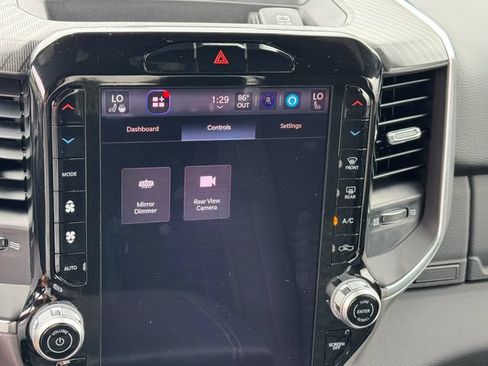 New 2026 RAM 2500 Big Horn AWD/4WD image 17