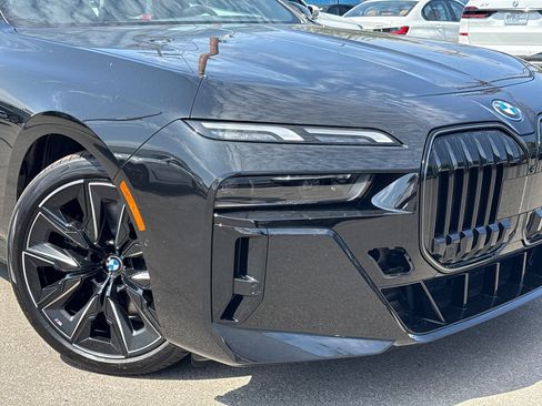 New 2026 BMW i7 xDrive60 AWD/4WD image 6